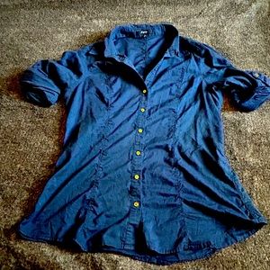 Women’s Express navy lightweight long sleeve shirt